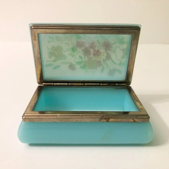 Vintage Trinket Box  Blue Plastic Hong Kong Hinged Floral Case Flaws - Picture 4 of 16
